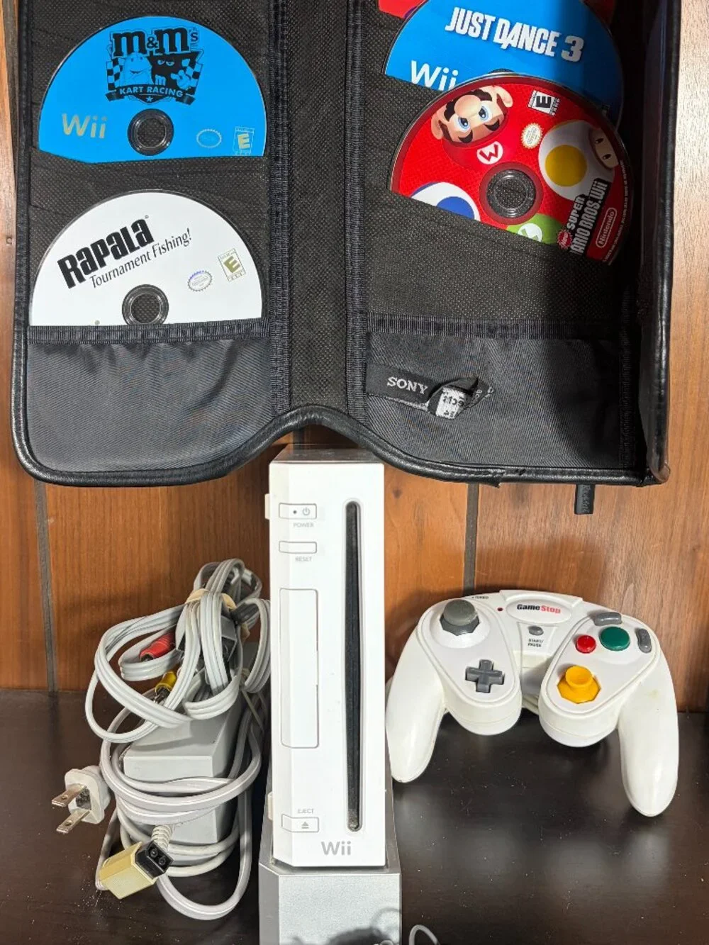 Nintendo Wii Console Bundle - 5 Games (Mario Bros) - Controller - RVL-001 WORKS